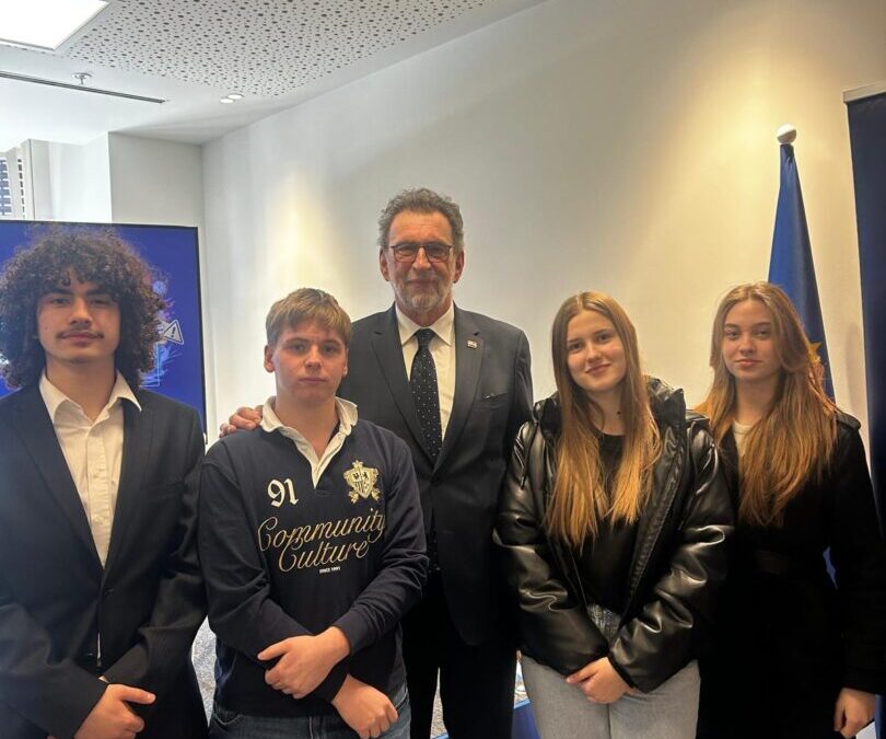 Rasprava ,,Digitalna zrelost: gdje je granica i treba li je postaviti?” 